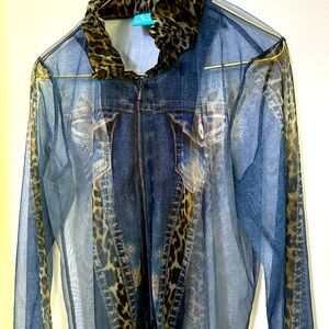 Kristens Kloset Mock Jean Jacket Sheer w/ Leopard print. Adorbs over a white tee